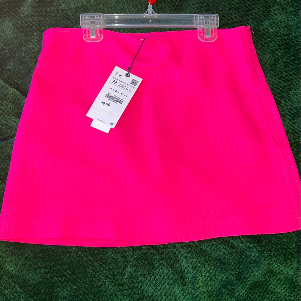 High Waisted Zara Hot Pink Mini Skirt